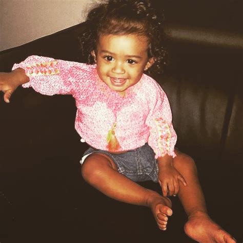 Aww Chris Brown Shares Cute Pictures Of His Daughter Royalty The Trent