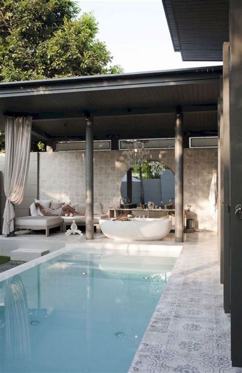24 Marvelous Outdoor Bathroom Design For Perfectly Bathroom Ideas