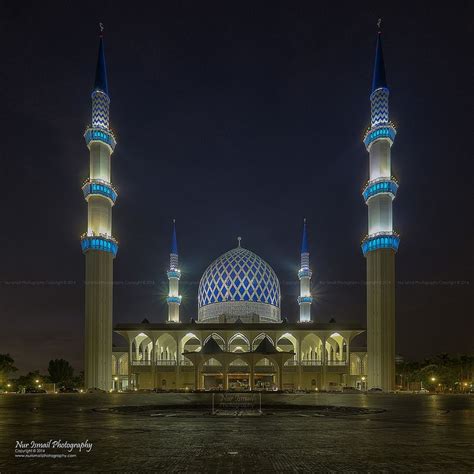 Masjid tun abdul aziz jalan semangat46100 petaling jaya, selangor darul ehsan, malaysia. Masjid Sultan Salahuddin Abdul Aziz Shah | Travel, Taj ...