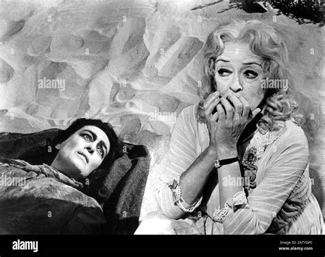 1963 Usa Pubblicity Still For The Movie With Bette Davis And Joan