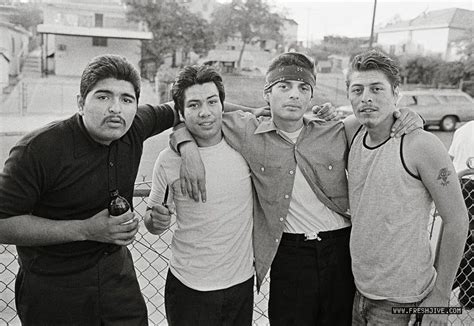 Chicano Estilo Cholo 1970s Men Cholo Style Latin Men Youth