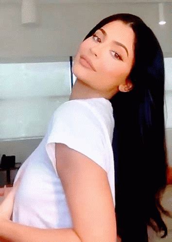 Kylie Jenner GIF Kylie Jenner Discover Share GIFs