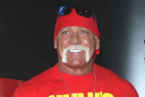 Hulk Hogan Can Wear His Bandana In Court For Sex Tape Trial