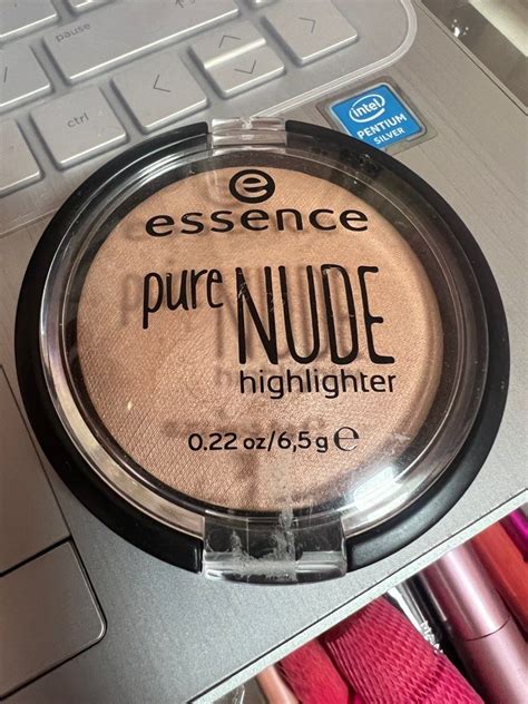 Essence Pure Nude Highlighter On Carousell