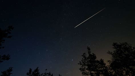 Draconid And Southern Taurid Meteor Showers Peak Tonight And Tomorrow