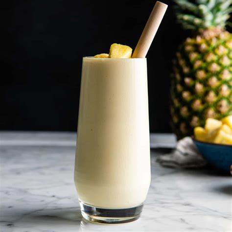 Healthy Pineapple Smoothie Joyfoodsunshine
