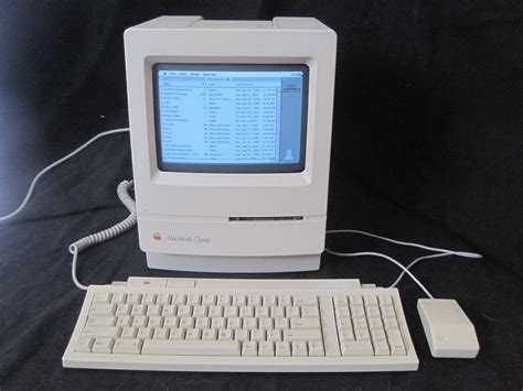 Used Apple Mac Macintosh Classic 1991 Vintage Computer Model M1420
