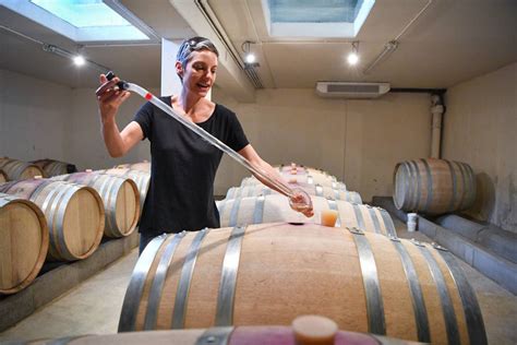 Born claude berel langmann in paris, berri was the son of jewish immigrant parents. Le domaine Claude-Lafond, dans le vignoble de Reuilly ...