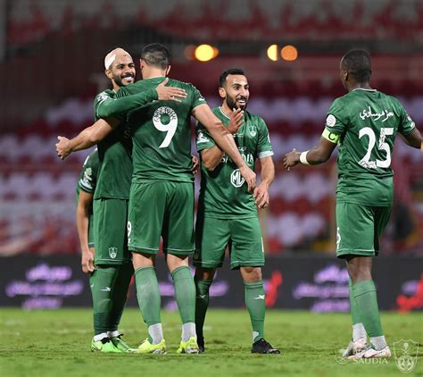 Cлушайте онлайн и cкачивайте песню تصريح العويس و مهند عسيري الاهلي ضايع من الساس للراس لاعبين مب رجال تصريحات نار размером 6.34 mb и длительностью 4 мин и 49 сек в. مهند عسيري عن استبعاده: لا أعلم السبب! - صحيفة المواطن ...