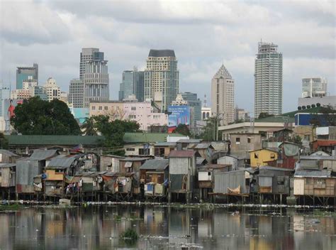 Slum in Manila, Philippines - Imgur | Slums, Philippines, Manila philippines