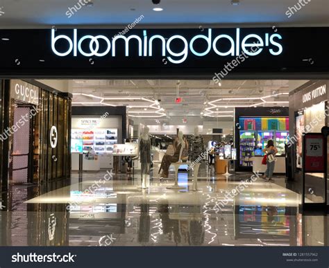 117 Bloomingdales Logo Images Stock Photos And Vectors Shutterstock