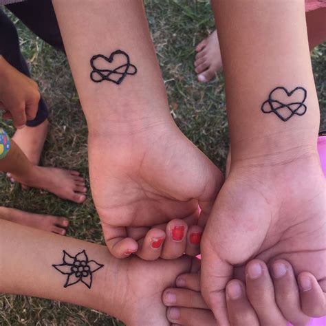 Easy Small Henna Tattoos Black Henna Life Style Of The Worlds