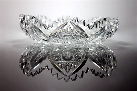 Antique American Brillant Bowl Leaded Crystal Cut Glass Hobstar Diamond Sawtooth Edge