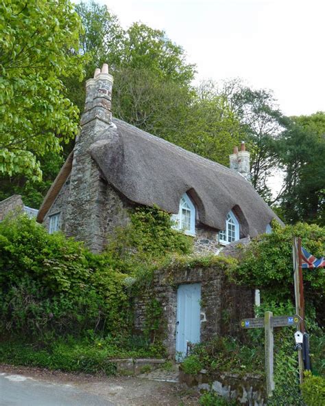 Englishcottagedreams Thatched Cottage On ‘greenway Quay By Clicks