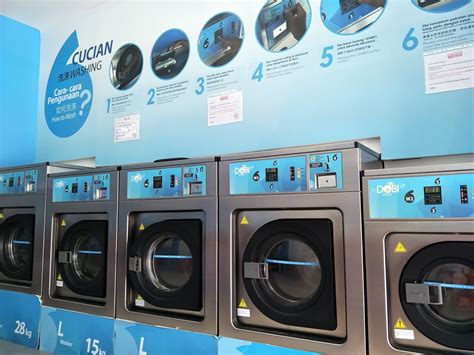 Kedai dobi layan diri dibenarkan beroperasi dengan syarat terdapat seorang pekerja yang memantau dan menjaga sop. Buang Masa Basuh Baju di Kedai Dobi Layan diri? - INILAH ...