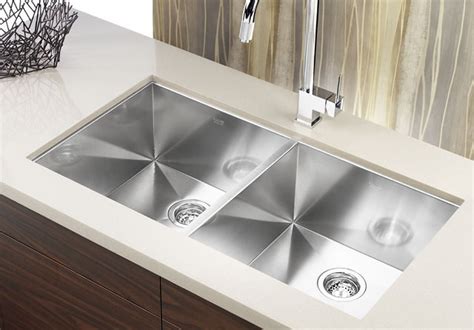 Basins come in all manners of finishes, colors and sizes, but. Unique Kitchen Sinks and Styles - Immerse St. Louis