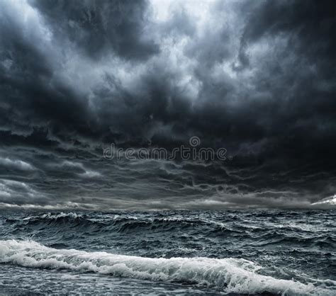 Storm Over Ocean Stock Photo Image Of Cloudy Extreme 33818044
