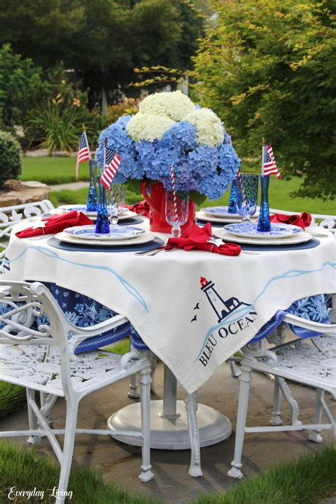 A Patriotic Garden Table