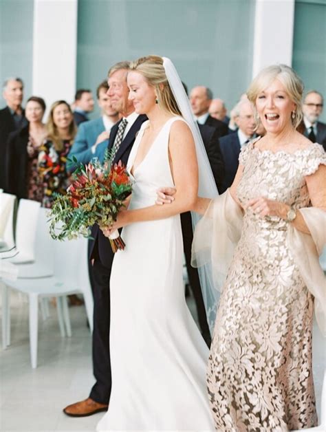 mother of the bride duties everything you need to know minted