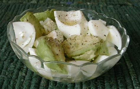 Using up only parts of ingredients, leaving the rest to be composted, or simply thrown out—we've all been guilty of this before. Hard-boiled Egg Whites With Avocado Recipe - Food.com