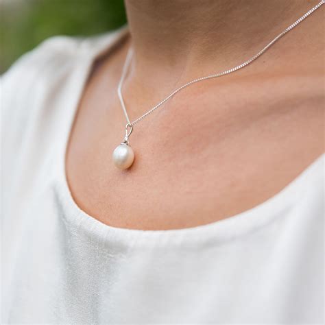 Classic Freshwater Pearl Necklace Tigerlily Jewellery