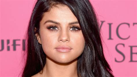 Selena Gomez Explains Her Blue Contact Lenses