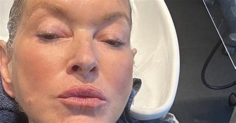 Martha Stewart Shares Selfie To Show Off Skin