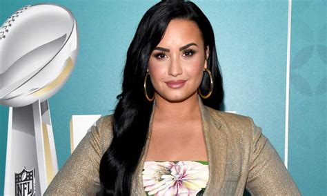 Demi Lovato Gets Into Halloween Spirit After Ending Engagement ‘its