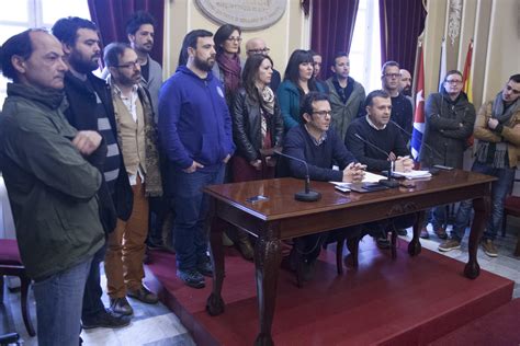 Alcaldes Y Concejales De Varios Municipios Andaluces Se Reúnen Para