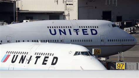 United Flight 3411 A Timeline