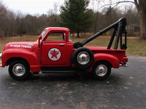 A 1950 Chevy 3500 Wrecker In 143 Scale From Road Champs Richie W