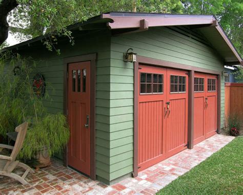 The best type of paint to use in your once you've decided to paint your garage, the next step is to figure out what color to paint it. Exterior Color Schemes Home Design Ideas, Pictures ...