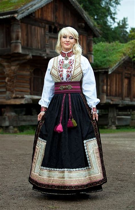 393 Best Norwegian Traditional Clothing Images Norway Norwegian Wedding Traditional Outfits