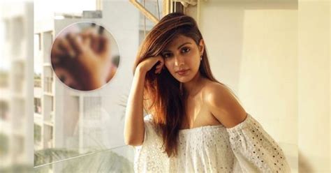 Rhea Chakraborty Makes A Comeback On Instagram With A Powerful Women S