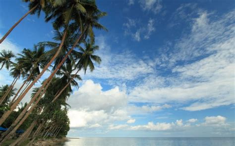 Pantai Namalatu Di Negeri Latuhalat Ambon Maluku Maluku Tourist