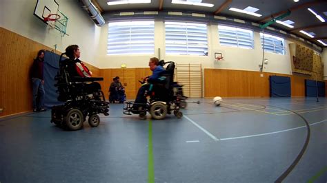 E Rollstuhlfußball Training Des Bmtv Youtube