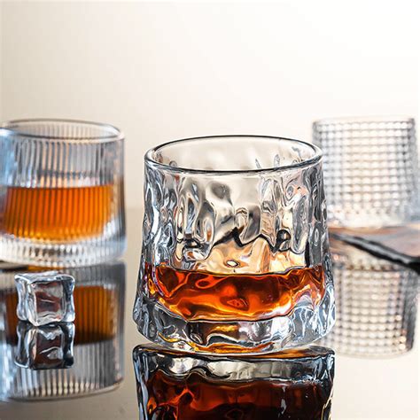 High Quality Tilting Whiskey Drinking Tumbler Shot Glasses 160ml Clear Whiskey Shot Glasses Cup