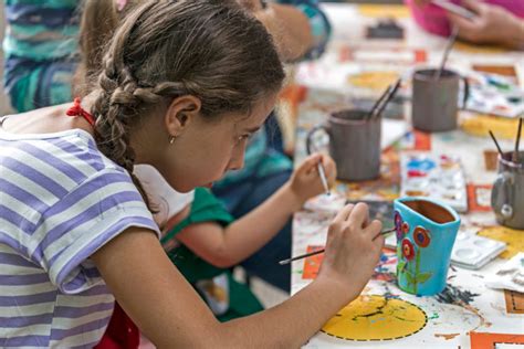 How Art Therapy Can Help Children Heal From Trauma Salud America