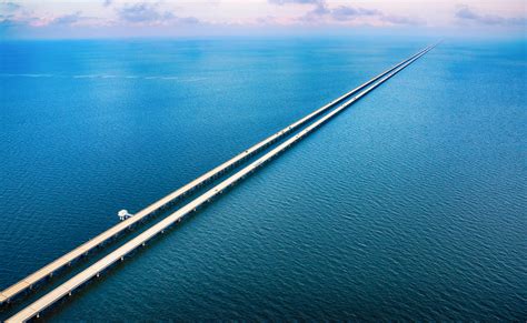 10 Incredible Bridges
