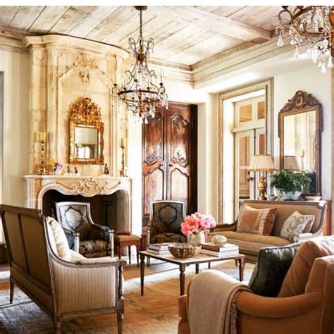 30 Luxury European Living Room Decor Ideas With Tuscan Style