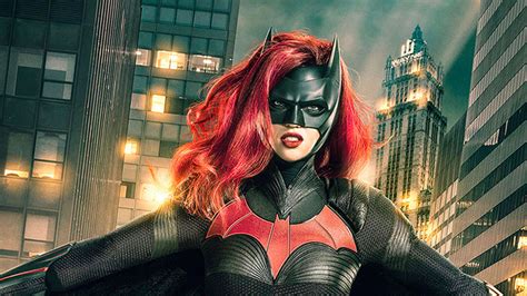 Batwoman Star Ruby Rose First Image In Costume Revealed Gamespot