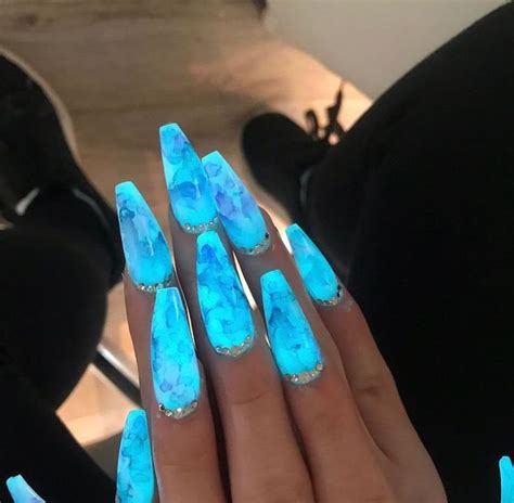 Also check out some more easy stiletto nails designs and ideas. 1001 + ideas for nail designs suitable for every nail shape