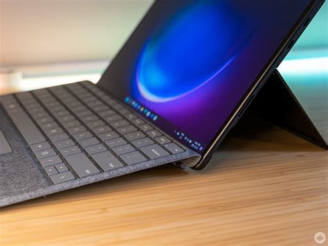 Microsoft Surface Pro 8 Review Modern 2 In 1 King