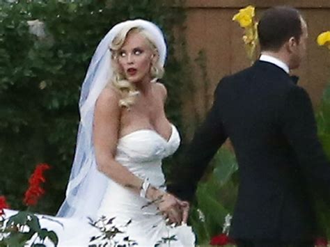 Picture Of Jenny Mccarthy Wedding
