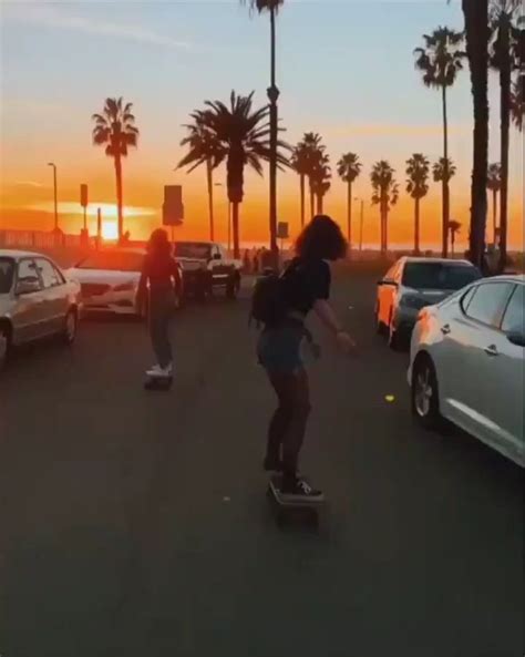 𝐸𝑚𝑖𝑙𝑖𝑎 ☁︎ Skateboarding Aesthetic Skate Girl Skateboard Aesthetic