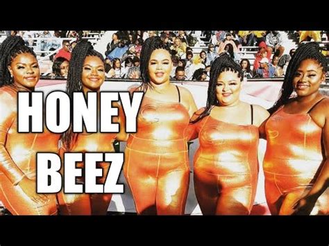 The Alabama State Honeybeez Performing At The Magic City Classic Youtube