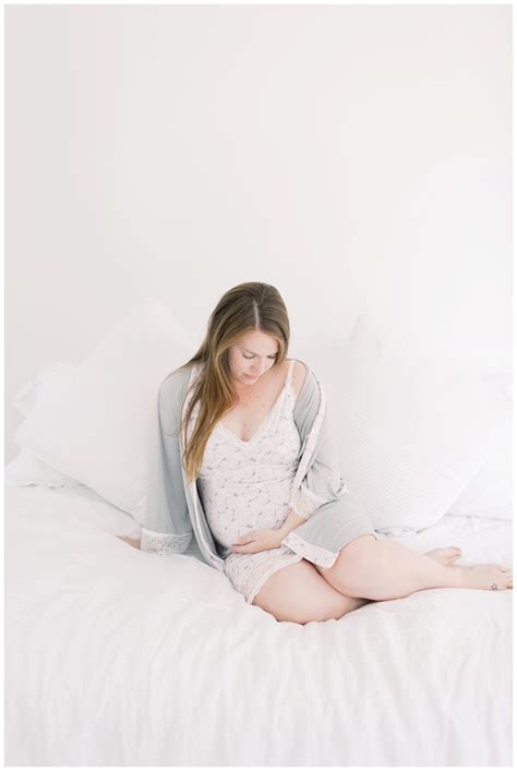 dc maternity boudoir photos virginia maternity photographer kir tuben the michies