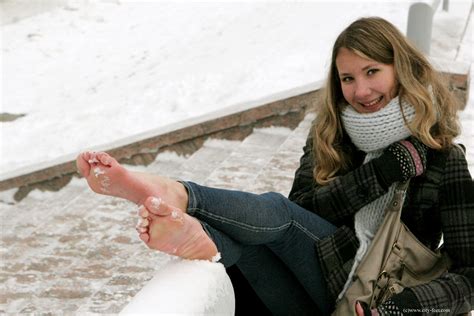 Barefoot Girl On The Snow The Mousepad