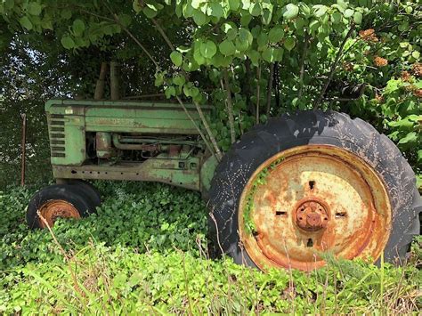 Vintage John Deere Tractor Photograph By Betsy Cullen