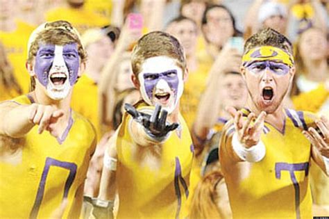 Lsu Airbrushes Crosses Out Of Fan Photo Huffpost